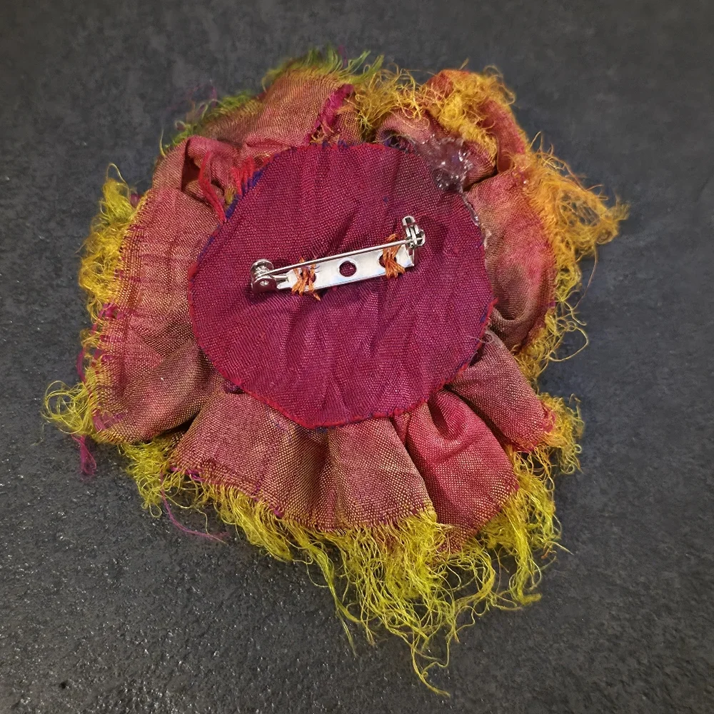Yo-Yo Hand-Dyed Fiber Art Brooch – Vibrant 